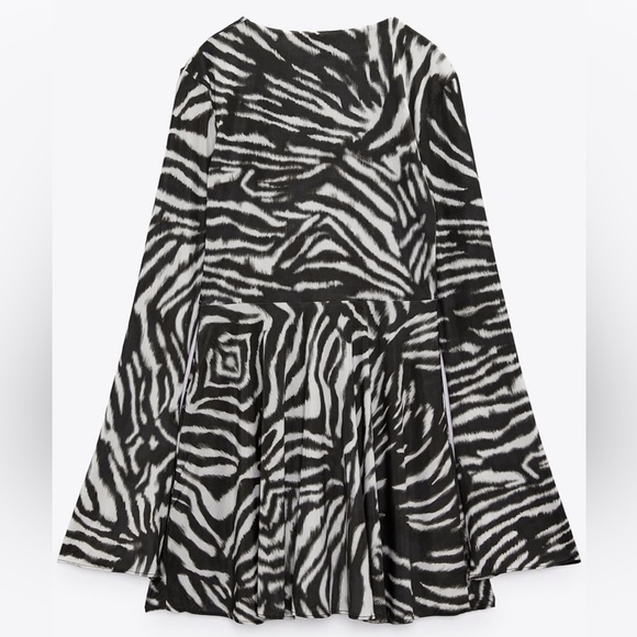 🔴🆕 Zara Zebra Print Dress - Picture 5 of 8